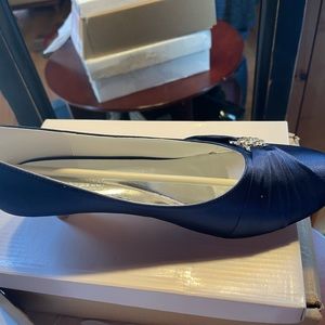 Park Elegance dress heel. Satin